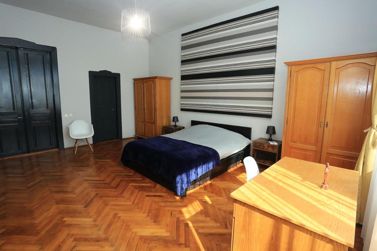 Napoca Central Apartment Клуж-Напока Экстерьер фото